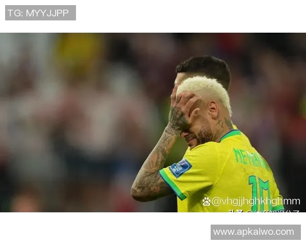 足球明星在比赛中遭遇刺杀事件引发全球震惊与哀悼球迷呼吁加强安全措施